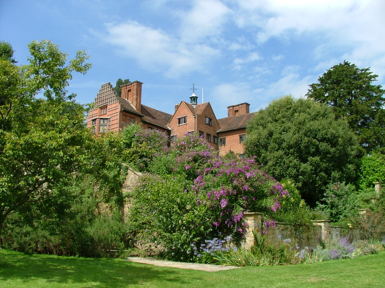 chartwell_house